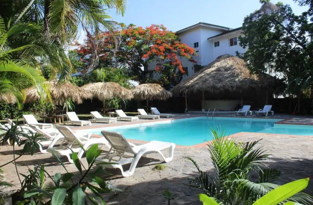 Afreeka Beach Hostel Las Terrenas pool 1