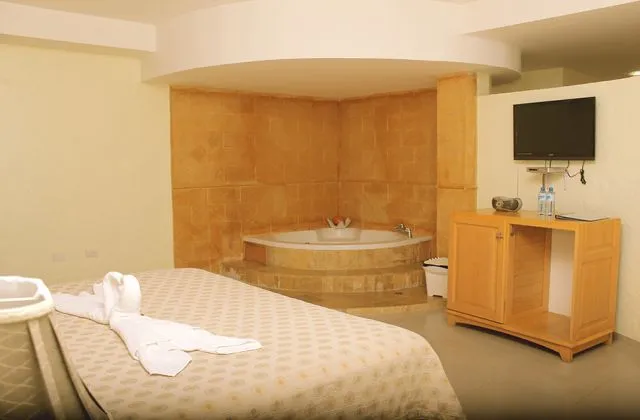 Hotel Akuarius suite with jacuzzi
