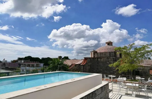 Hotel Billini terrace pool