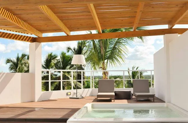 Excellence Punta Cana suite honeymoon with jacuzzi terrace