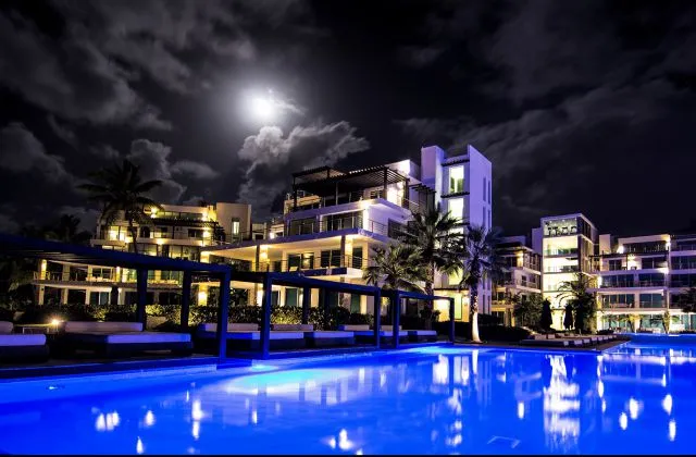 Hotel Gansevoort Playa Imbert Sosua pool 1