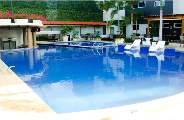 Hotel Halibut La Romana Pool