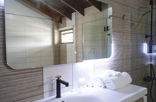Hotel Hobby San Francisco de Macoris Room Bathroom