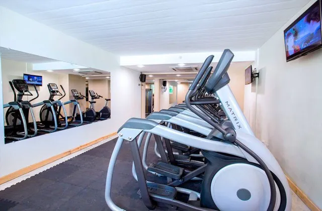 Impressive Resorts Spas Punta Cana All Inclusive 5 estrellas fitness center