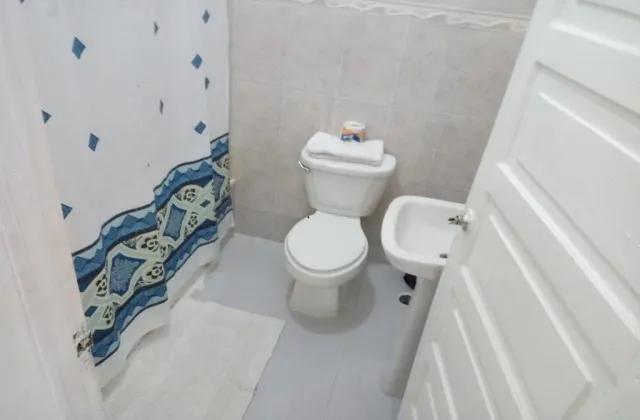 Hotel Jimani Room Bathroom