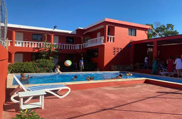 Hotel Villa Kiky Pool