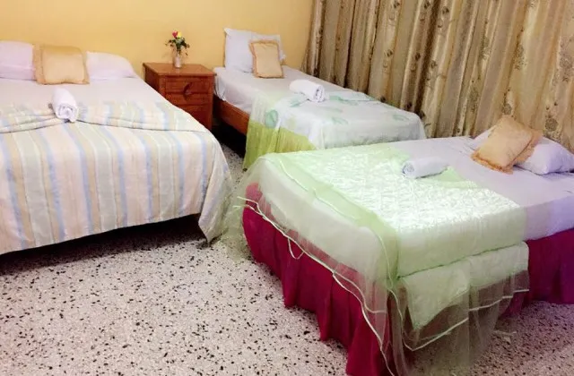 Hotel Leidy Samana Room 3 Bed
