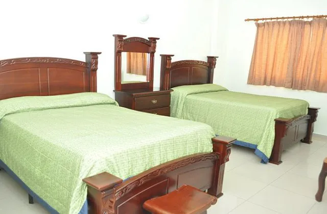 Hotel Masacre Dajabon Room 2 grands bed