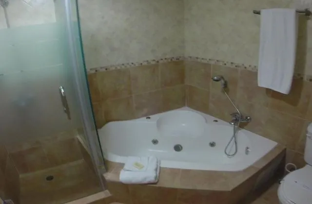 Hotel Merengue Punta Cana bathroom jacuzzi