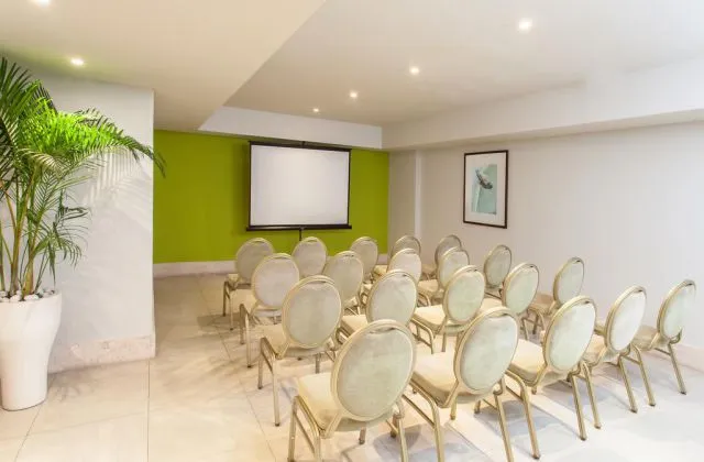 Hotel NH Punta Cana meeting room
