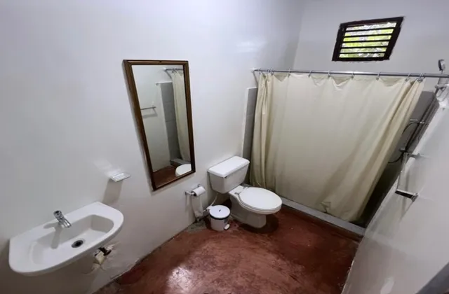 Hotel Outlander Loma de Cabrera Room Bathroom