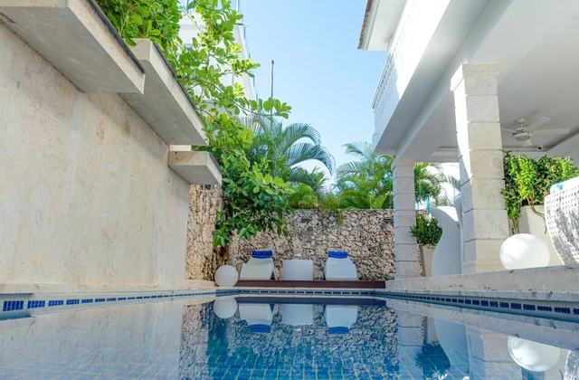 Hotel Boutique Paradise Punta Cana Pool 1