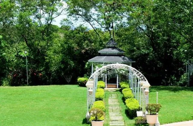 Hotel Platino Garden