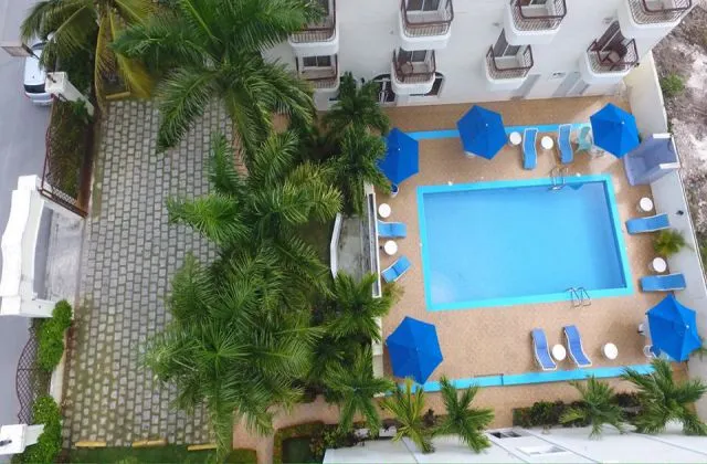 Hotel Primaveral Punta Cana swimming pool