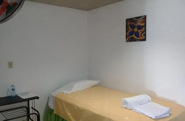 Hostel Quintonido room economical