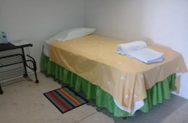 Hostel Quintonido room single economical