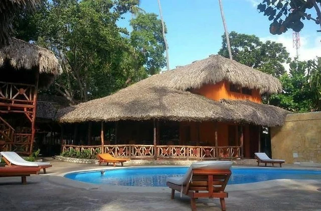 Hotel Sea Breeze Paraiso Barahona Pool