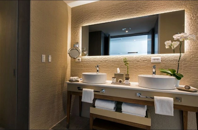 Sensatori Resort Punta Cana Suite Bathroom
