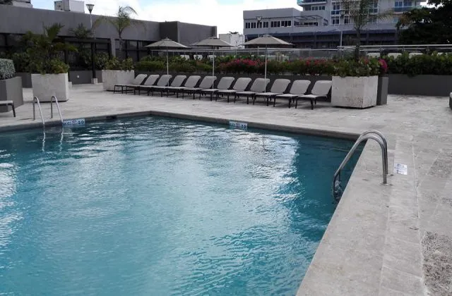 Sheraton Santo Domingo swimming pool