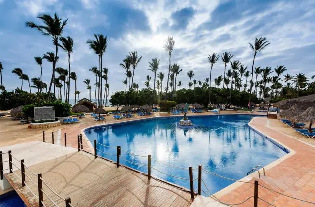 Sirenis all inclusive Punta Cana Resort swimming pool