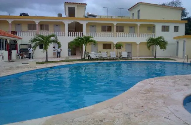 Aparthotel Veron Punta Cana pool 2