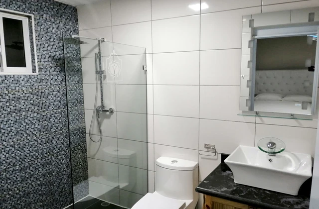 Hotel Yamir Barahona Room Bathroom