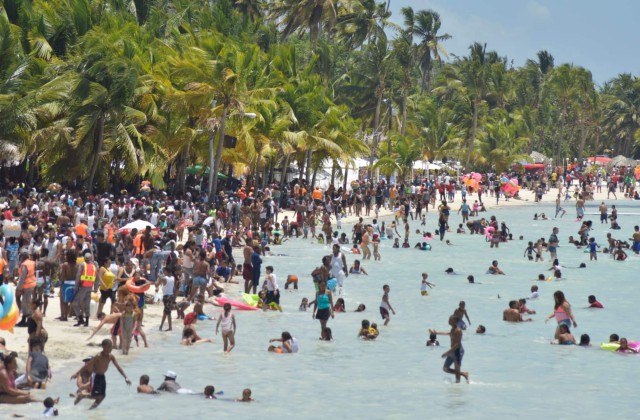 Beach Boca Chica Dimanche