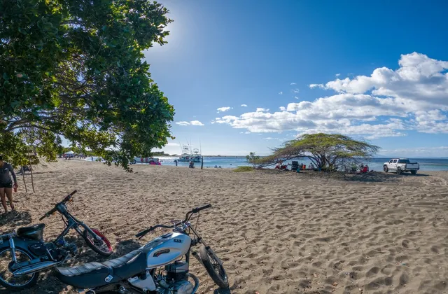 Playa El Derrumbao Bani Dominican Republica