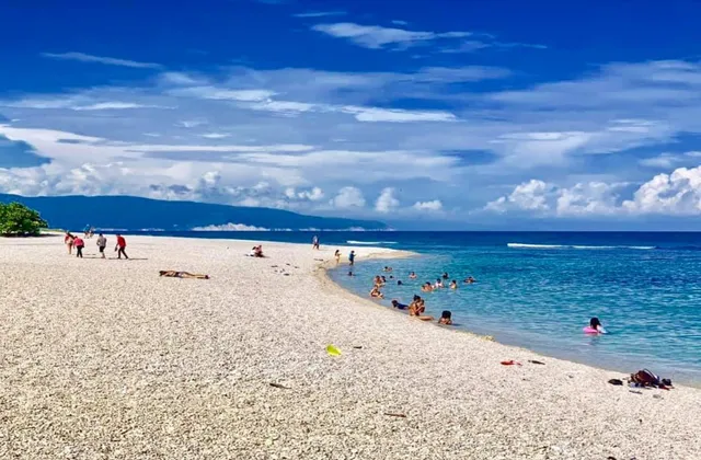 Playa El Quemaito Barahona Dominican Republic