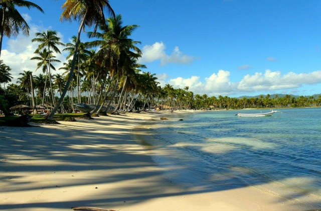 Beach las galeras Samana 2