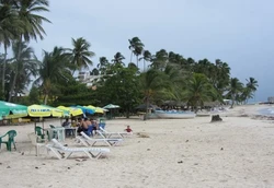 guayacanes beach