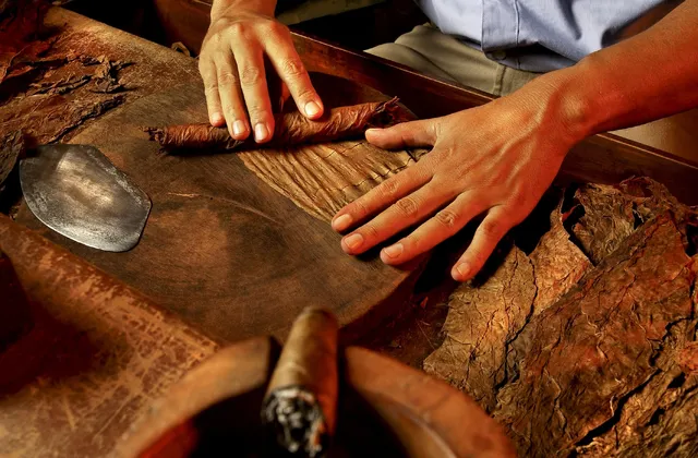 cigar making dominican republic