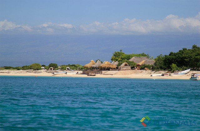 bahia las cuevas pedernales