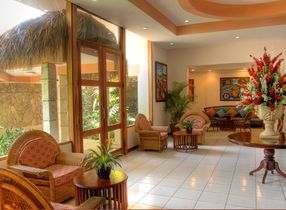 Hotel-Hispaniola-Lobby