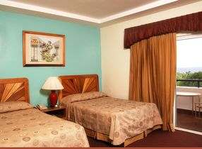 Hotel-Hispaniola-Room
