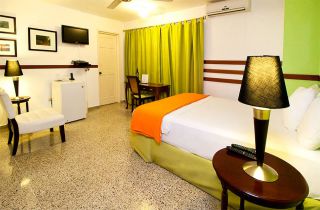 Hostal Midway Room 2 Hostal Midway Room 2