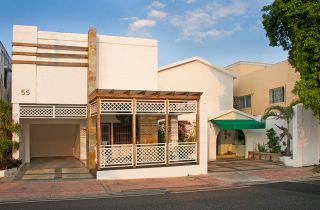HOSTAL MIDWAY
