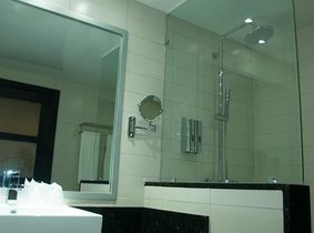 Hotel Casino Niza Bathroom Hotel Casino Niza Bathroom