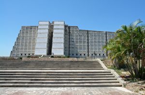 Faro-a-Colon